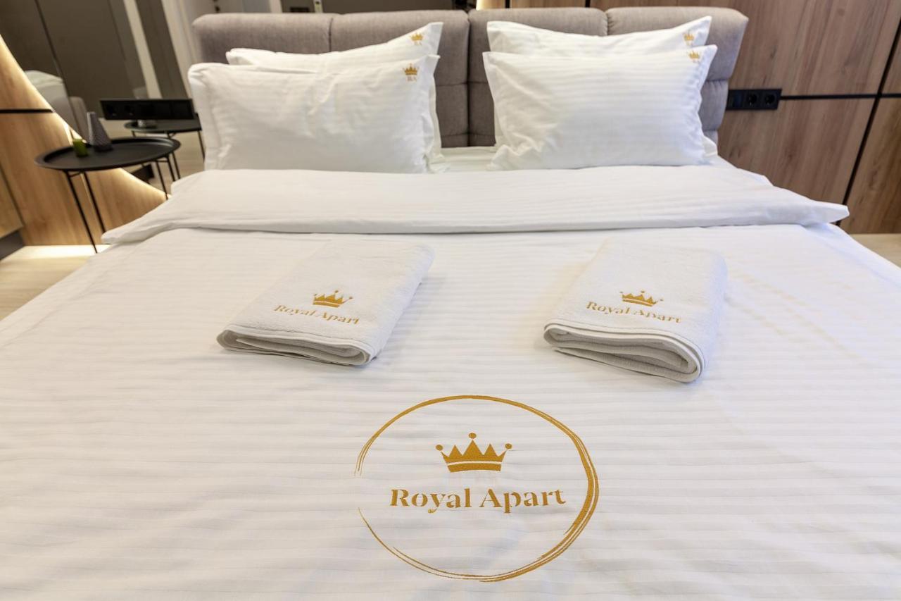 Royal Apartament On Voloshyna 2 ลวีฟ ภายนอก รูปภาพ