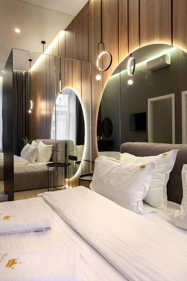 Royal Apartament On Voloshyna 2 ลวีฟ ภายนอก รูปภาพ